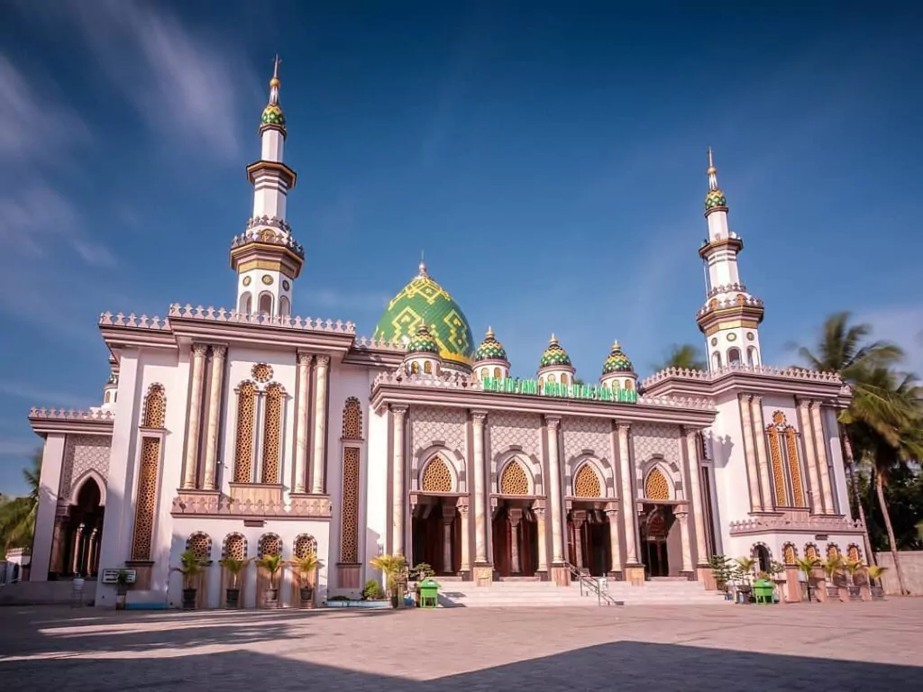 Masjid Agung Tuban: Pesona Arsitektur Jawa dan Kaidah Bangunan Islami