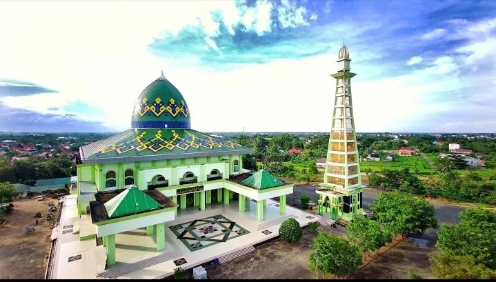 Masjid Agung Banjarbaru: Mengagumi Estetika Dekorasi dan Sejarah Uniknya