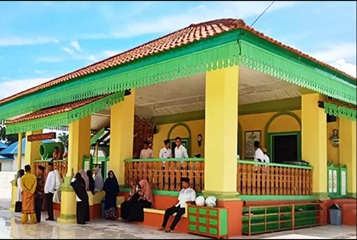 Keunikan Arsitektur Klasik Masjid Jami Sultan Lingga Riau