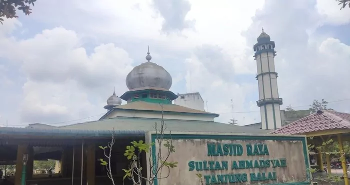 Mahakarya Arsitektur Klasik Di Masjid Raya Sultan Ahmadsyah