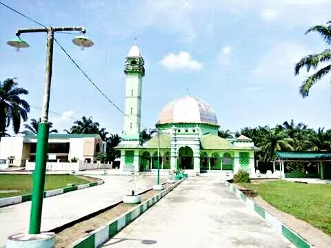 Arsitektur Modern dan Kekinian dari Masjid Raya Tanjung Pasir