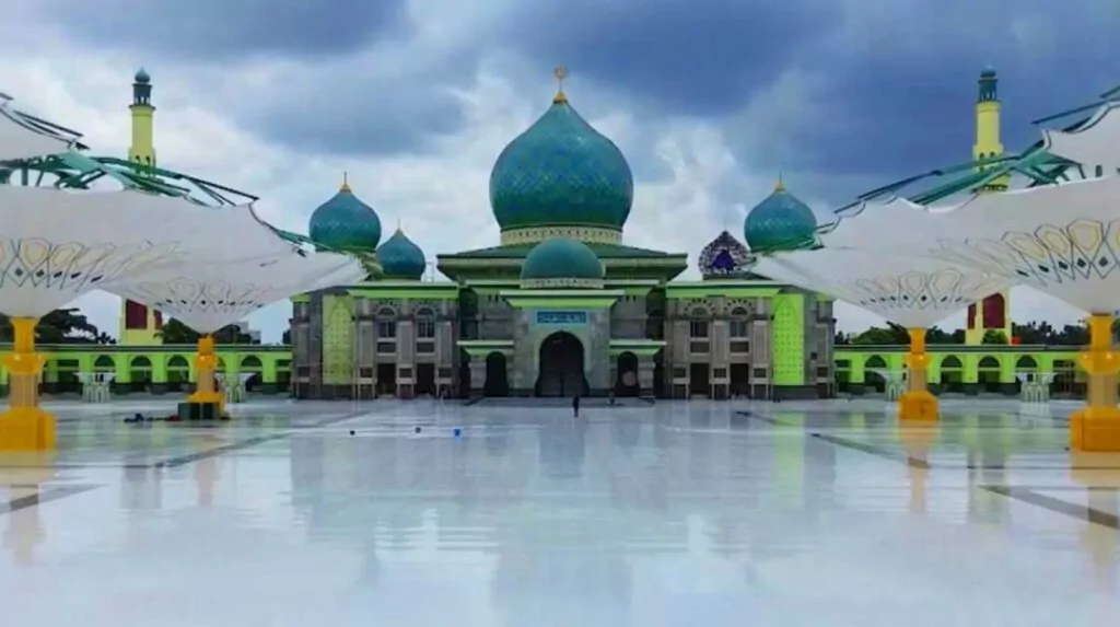 Pesona Menara Langit Pada Masjid Raya An Nur