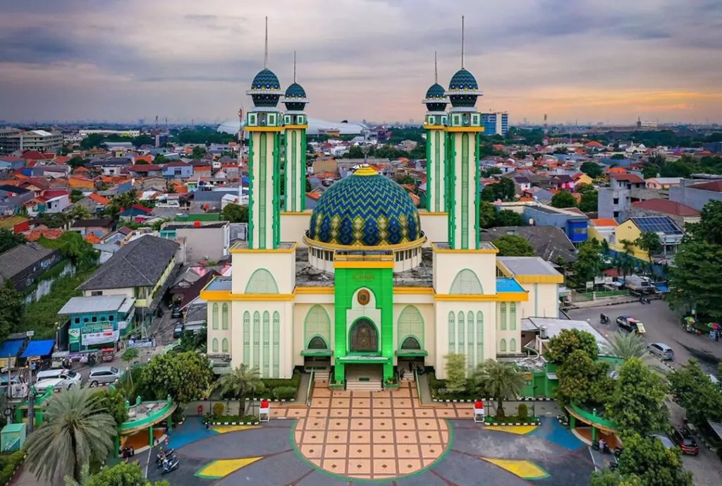 Masjid Agung Al Barkah Landmark Religius Kebanggaan Bekasi