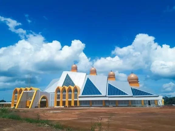 Masjid Agung Dharmasraya: Kemegahan Ikon Baru Lintas Sumatera