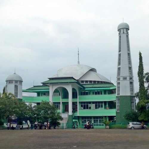 Masjid Agung Pelabuhanratu Arsitektur Megah Kebanggaan Kabupaten Sukabumi