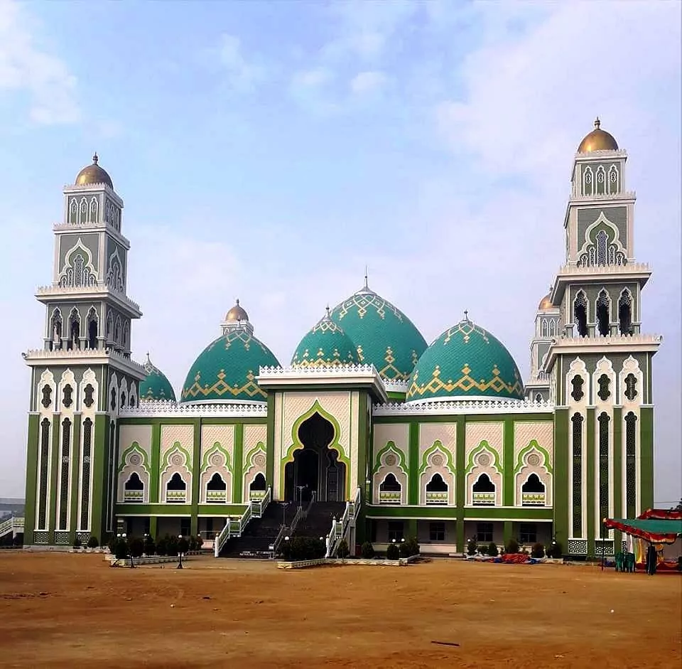 Masjid Agung Al-Ikhlas Ketapang: Ikon Arsitektur Megah di Kalimantan Barat