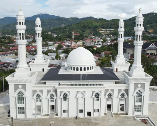 Masjid Agung As-Syuhada Mamuju: Pesona Keindahan Religi Sulbar