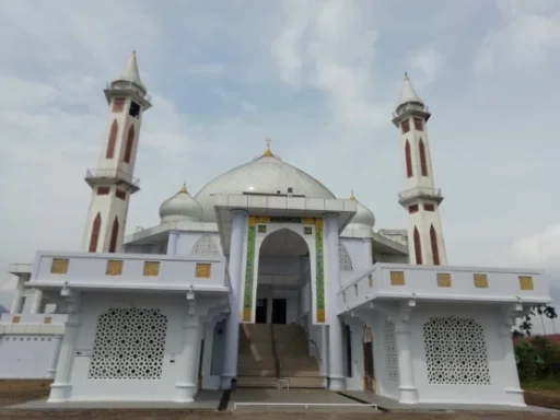Masjid Agung Baitul Hikmah Kepahiang Destinasi Religi yang Menarik