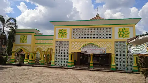 Mengenal Masjid Agung Nur Arafah serta Sejarah dan Keunikannya