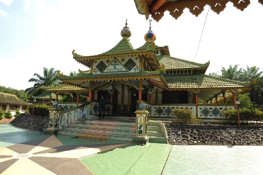 Pesona dan Kemegahan Arsitektur dari Masjid Agung Al Kautsar PALI