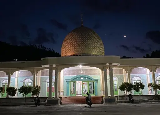 Masjid Raya Donggala: Pesona Masjid Bersejarah yang Wajib Dikunjungi