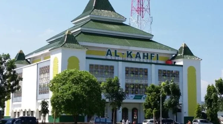 Masjid Agung Al-Kahfi Bintuhan, Destinasi Religi Favorit Bernuansa Islami Modern